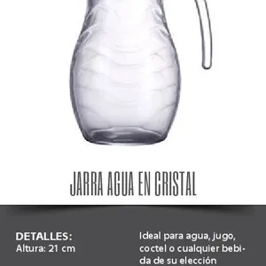 Jarra de agua en cristal